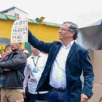 El izquierdista Petro y un multimillonario disputarán la presidencia de Colombia en segunda vuelta