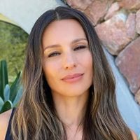 Pampita recuperó los celulares con fotos de su hija