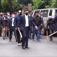 Confirman un herido por arma de fuego durante protesta en sede del PRI
