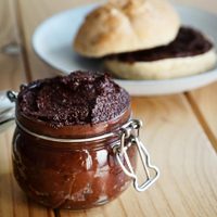 Prepará en menos de un minuto crema de cacao sin azúcar, ideal para cuando tenés un antojo de madrugada