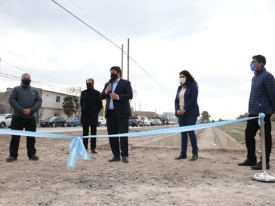 En la víspera del aniversario de la ciudad, Gaido inaugura obras