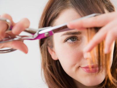Cuáles son los mejores días para cortar tu cabello en octubre para que crezca fuerte, según el calendario lunar