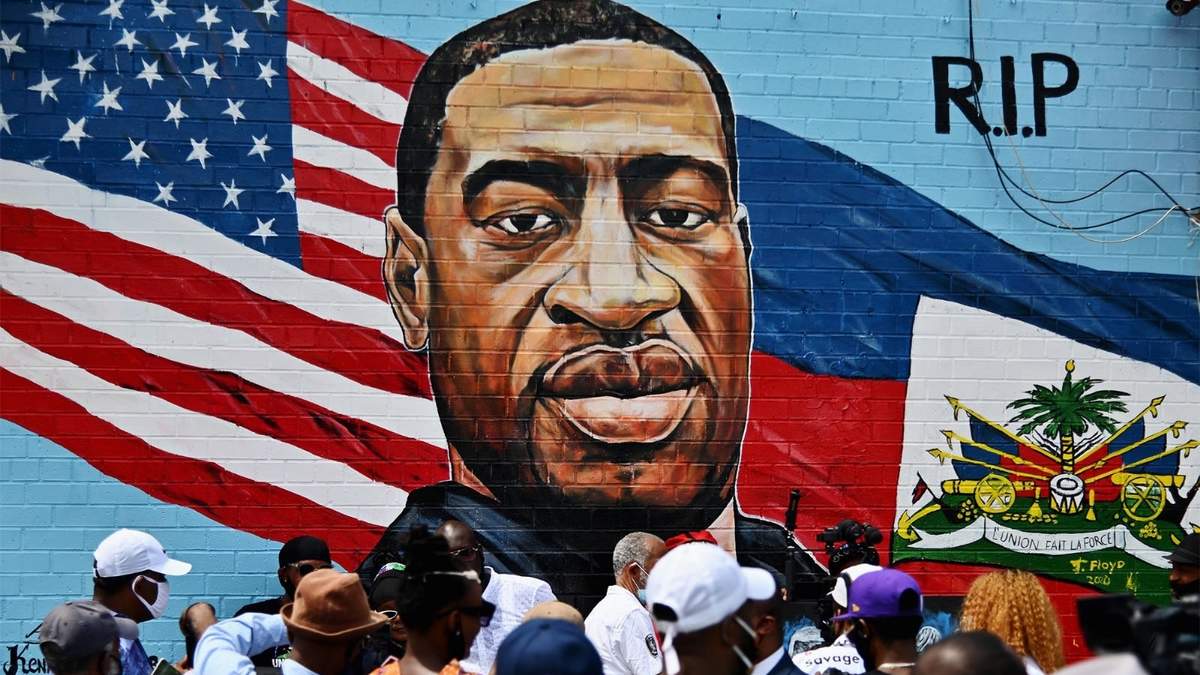 Mural en homenaje a George Floyd, en Minnesota, Estados Unidos. Fuente: (Twitter)