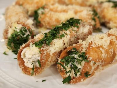 Cañoncitos salados: la receta de Ariel Rodríguez Palacios perfecta para picotear el domingo