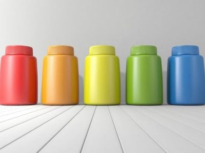 Con ese envase plástico lindo que no querés tirar, hacé este contenedor para la cocina con efecto cuero que es un 10