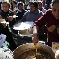 Olla popular y asamblea: organizaciones sociales se movilizan en el oeste de Neuquén