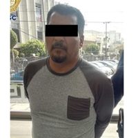 Detienen a hombre de 51 años que grabó a una mujer en el Metrobús
