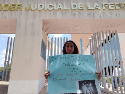 A Natiluz la anexaron para separarla de su hija Helen; ocho años despúes, la batalla legal continúa