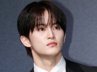 Lo que todos esperaban: Mark de NCT publicó su primer álbum solista y cautivó a sus fans