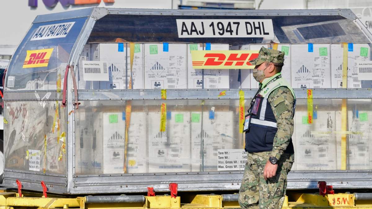 Llegada a México de vacunas Pfizer-BioNTech