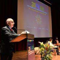 Entregan Premio Antonio García Cubas... sin recompensa económica